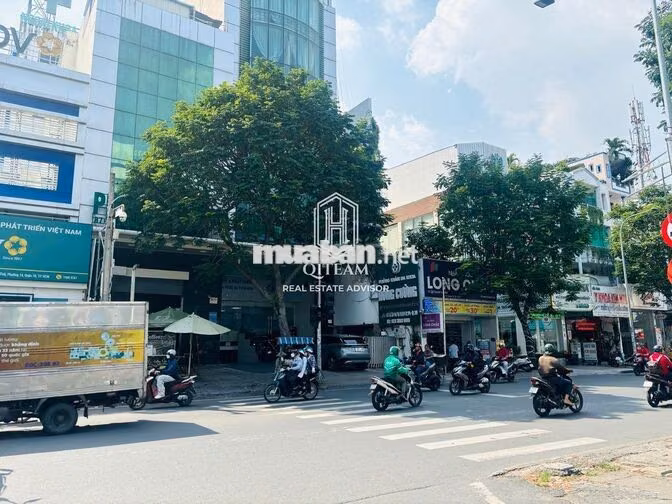 NGANG 5M KẾT CẤU 4 TẦNG MẶT TIỀN Q10 GẦN VẠN HẠNH MALL