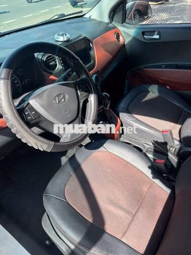 Hyundai Grand i10 2015 Số tự động Trắng