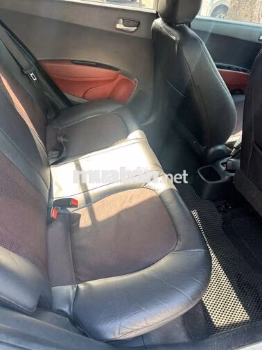 Hyundai Grand i10 2015 Số tự động Trắng