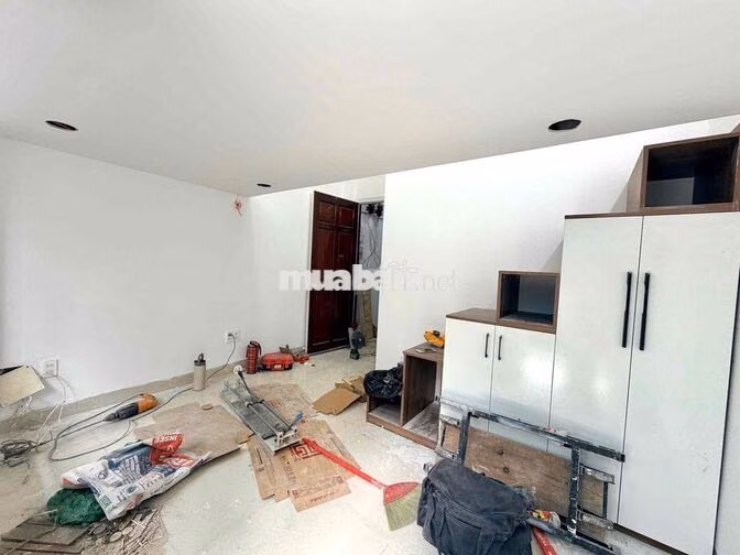 Căn Hộ Duplex - 25m2 - Ban Công - Full Nội Thất - Khu Sân Bay