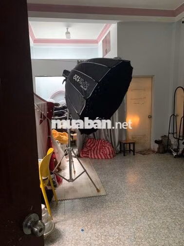 bán nhà mặt tiền đường Nghiêm Toản