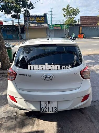 Hyundai Grand i10 2015 Số tự động Trắng