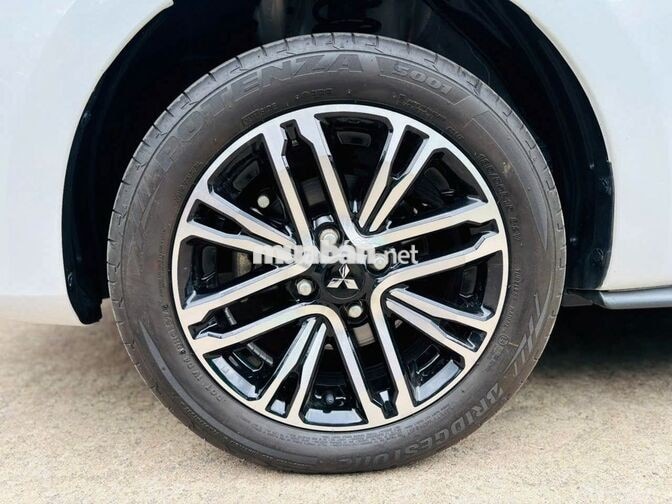 Mitsubishi Attrage 2024 1.2 MT Số sàn Trắng