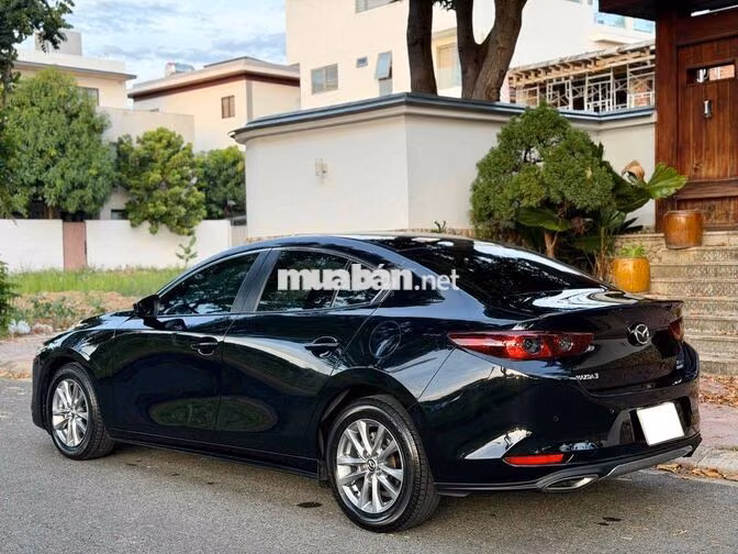 Mazda Mazda 3 1.5AT Luxury 2022 Đen