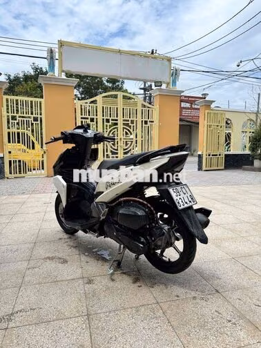 Honda Air Blade 125 160cc Đen, Trắng