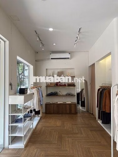 Cho thuê nhà 4 tầng 2 mặt tiền phố Nguyễn Hy Quang (60m²/sàn)