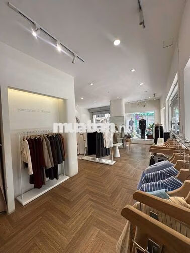 Cho thuê nhà 4 tầng 2 mặt tiền phố Nguyễn Hy Quang (60m²/sàn)