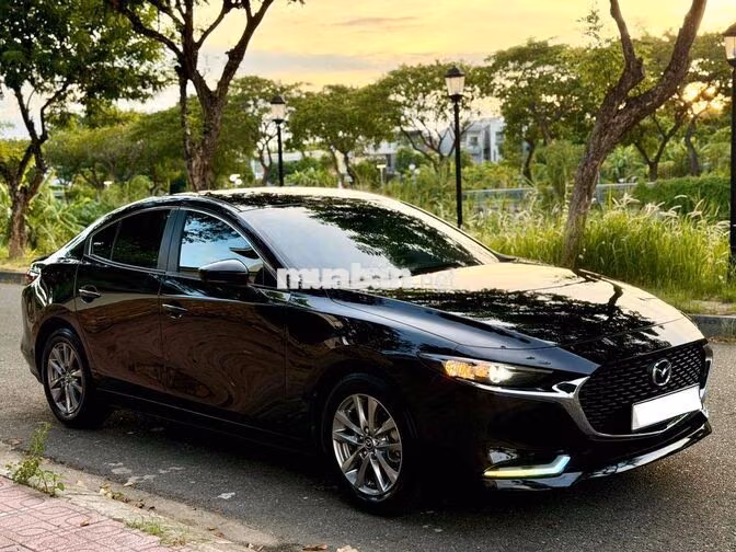 Mazda Mazda 3 1.5AT Luxury 2022 Đen