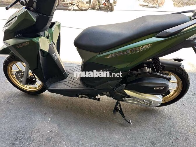 Honda Click Thái Xanh rêu 22.389 km