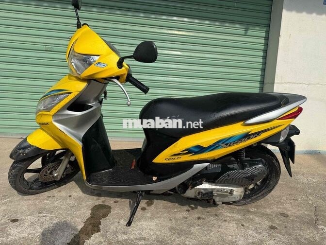 Honda Vision 2012 Vàng