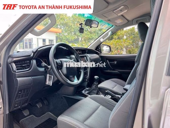 Toyota Fortuner 2021 2.4 MT Xám 34.000km