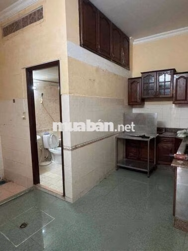 NHÀ HẺM XE HƠI NGUYỄN ĐÌNH CHIỂU TIỆN Ở VÀ KINH DOANH, VP CÔNG TY