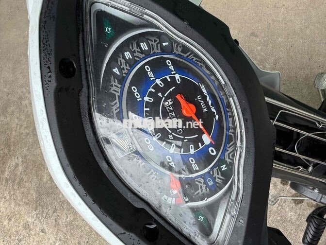 Honda Wave A 2025 Trắng