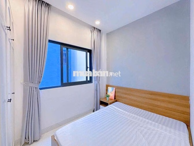 Căn hộ trung tâm máy giặt riêng 35m2 tách bếp, gần chợ Tân Định, ISB