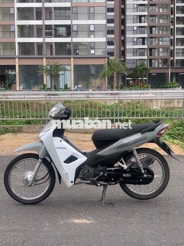 Honda Wave A 2026 Trắng xám Biển SG