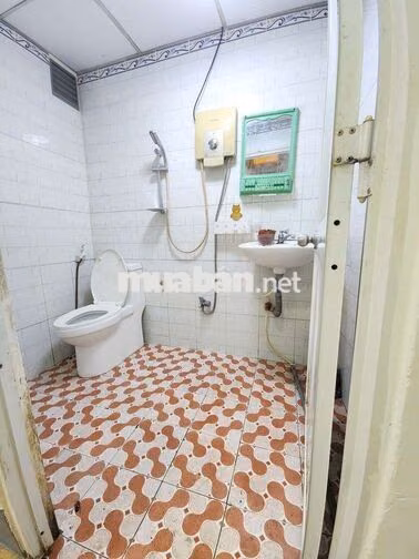 CHO THUÊ NHÀ NGUYÊN CĂN 2 PHÒNG NGỦ 100M² Ở VÀ KINH DOANH GẦN MẶT TIỀN