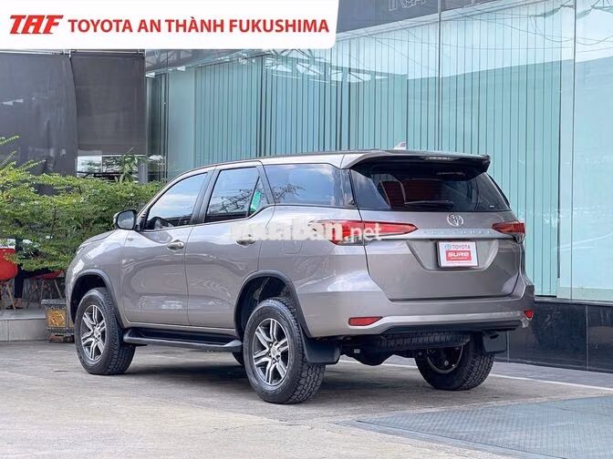 Toyota Fortuner 2021 2.4 MT Xám 34.000km
