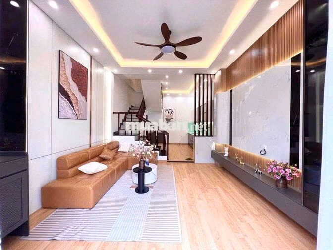 181 🏡 CHO THUÊ NHÀ 4 TẦNG MẶT TIỀN BÌNH AN 7