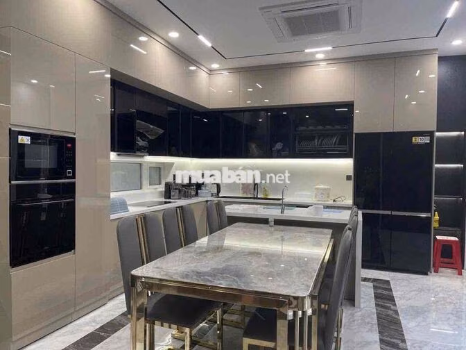 Hai Chau – Hoa Cuong | 3-Story Villa for Rent