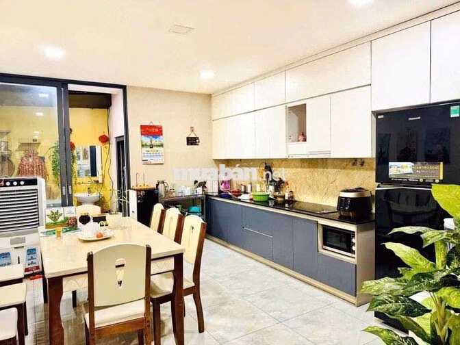 BÁN NHÀ 4 TẦNG - TÔ HIỆU - HÒA BÌNH - GẦN ĐÂM SEN & Q11 - 4.1M x18M -