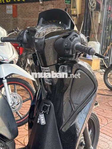 Honda SH 125 Tự động Đen Việt Nam