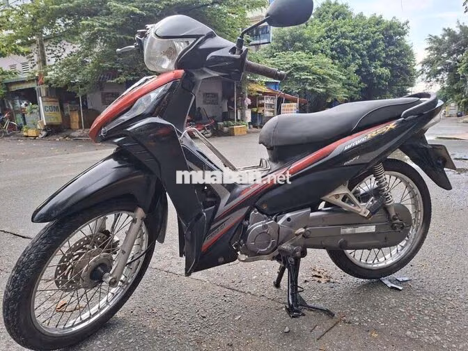 Honda Wave RSX Fi giấy tờ đầy đủ . Máy zin bao êm 