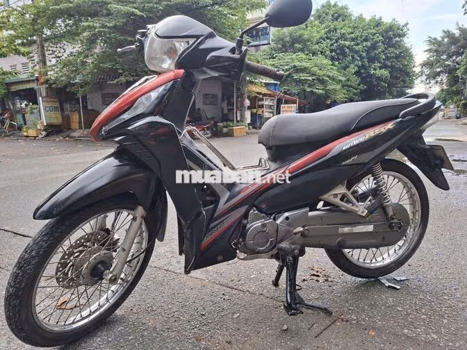 Honda Wave RSX Fi giấy tờ đầy đủ . Máy zin bao êm 