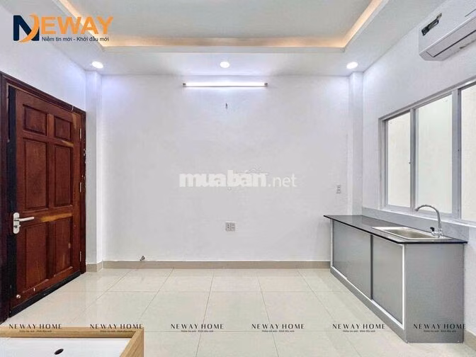 Studio CỬA SỔ GIẾNG TRỜI SẴN MÁY LẠNH MỚI 100%_ SẠCH SẼ, FREE XE