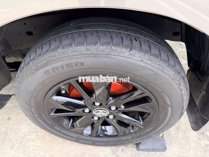 Toyota Innova 2.0E 2018 Số Sàn Xám