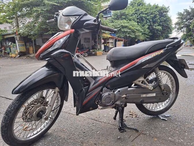 Honda Wave RSX Fi giấy tờ đầy đủ . Máy zin bao êm 