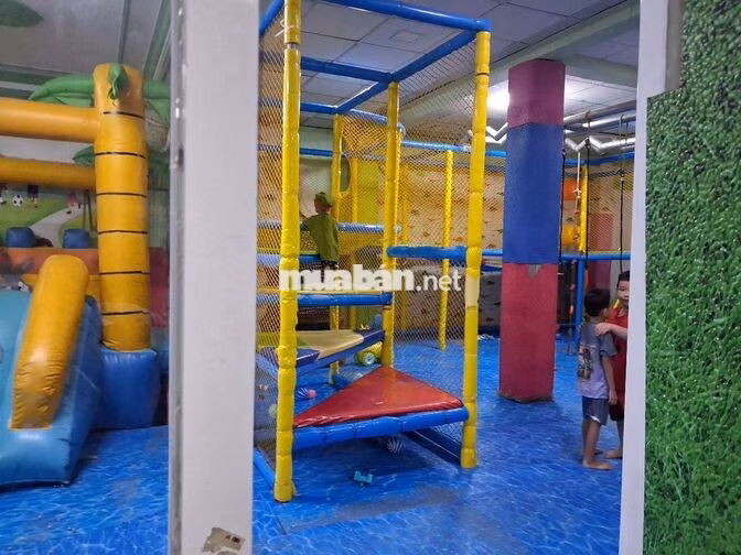 cần sang lại KVC trẻ em khu cafe và 11 phòng trọ