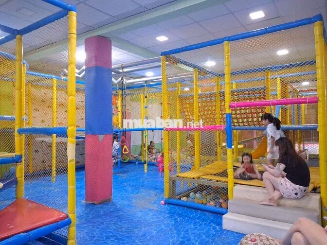 cần sang lại KVC trẻ em khu cafe và 11 phòng trọ