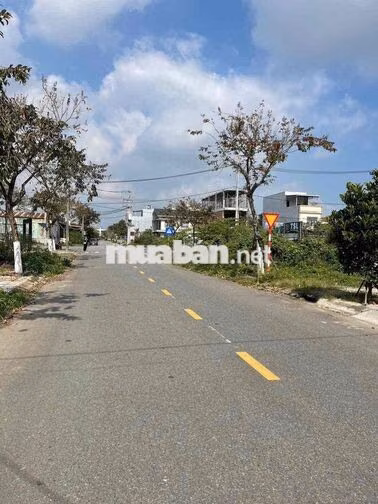 Bán đất đường Phạm Đức Nam. p ngũ hành sơn. Giá rẻ