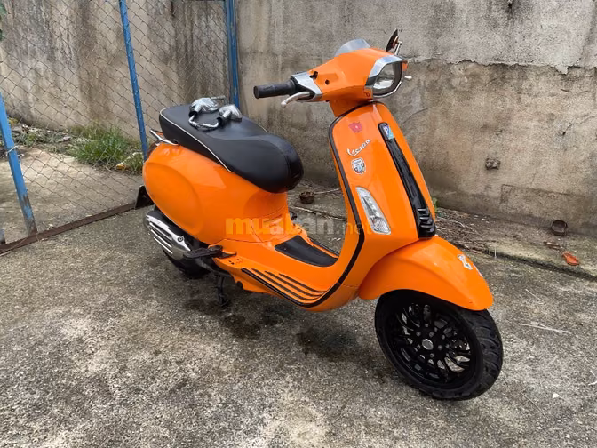 Piaggio Vespa Sprint 125, màu Cam