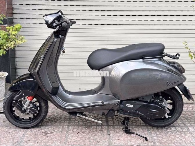 Piaggio Vespa Sprint 125cc ABS Xám
