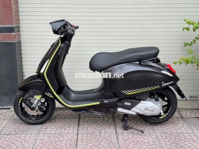 Sprint 150 Tech 7900 km Đen nhám-09037