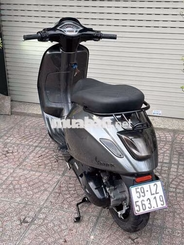 Piaggio Vespa Sprint 125cc ABS Xám