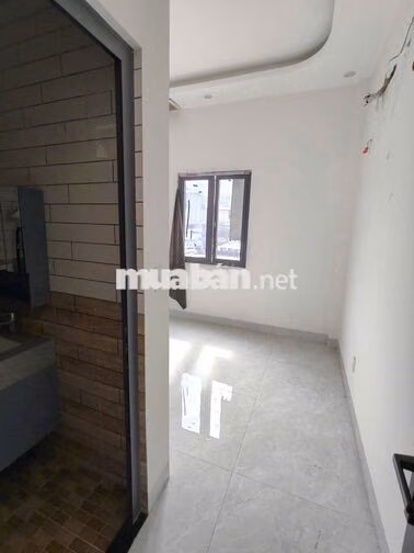 CHO THUÊ NHÀ MẶT TIỀN ĐƯỜNG TÂY SƠN ĐƯỜNG TRƯỚC NHÀ 14 M CÓ VỈA HÈ