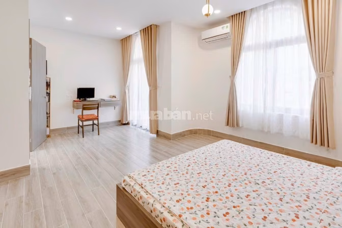 Gia đình mình cần cho thuê nhà 3 lầu xinh, rộng rãi thoáng mát, DTSD h