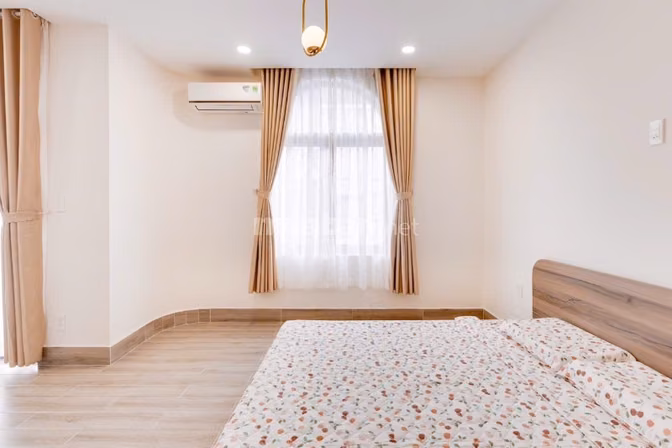 Gia đình mình cần cho thuê nhà 3 lầu xinh, rộng rãi thoáng mát, DTSD h