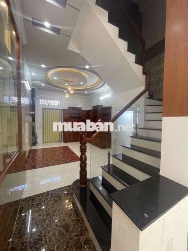 Nhà trệt 2 lầu mới KdC ĐH Y Dược