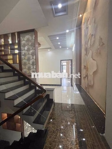 Nhà trệt 2 lầu mới KdC ĐH Y Dược