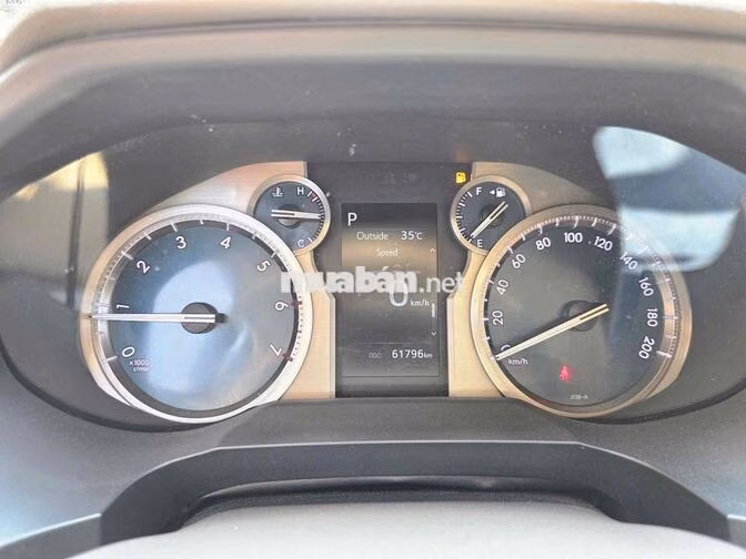Toyota Prado 2.7VX Model 2022 - xe bao đẹp !