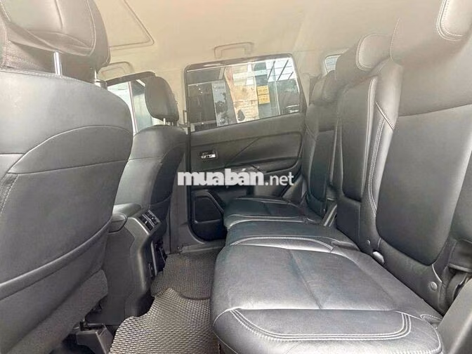 Mitsubishi Outlander Pre 2021 Đen 37.000 km