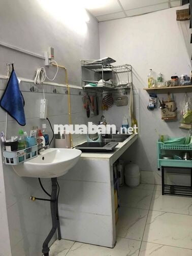 CHO THUÊ NHÀ CẤP 4 GÁC GỖ – ĐẦY ĐỦ NỘI THẤT, GẦN AEON MALL TÂN PHÚ & C