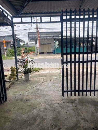 Cho Thuê Mặt Bằng Kinh Doanh Giá Rẻ, Rộng Rãi Mặt Tiền Nhựa Lớn