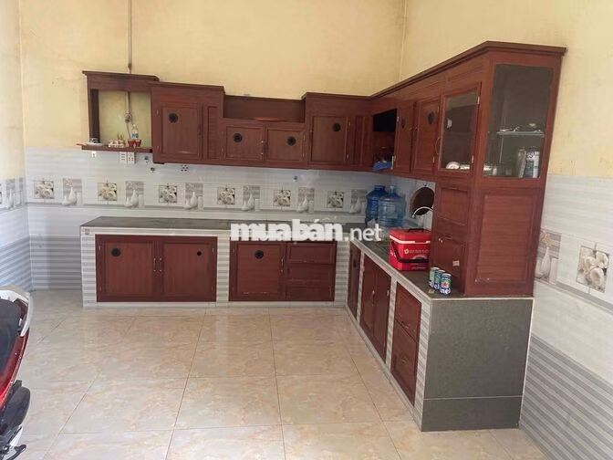 Cho Thuê Mặt Bằng Kinh Doanh Giá Rẻ, Rộng Rãi Mặt Tiền Nhựa Lớn