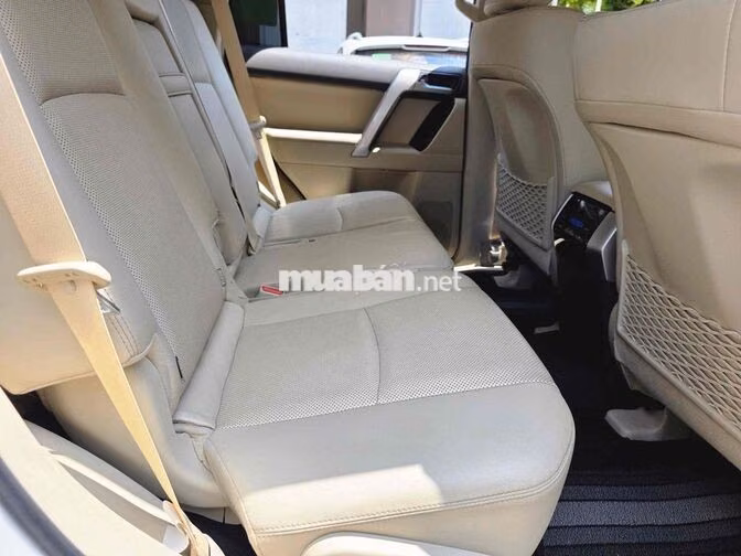 Toyota Prado 2.7VX Model 2022 - xe bao đẹp !