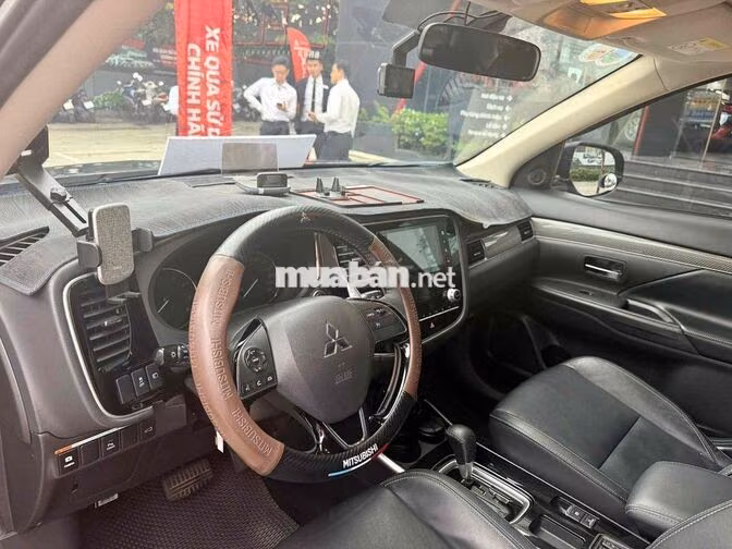Mitsubishi Outlander Pre 2021 Đen 37.000 km