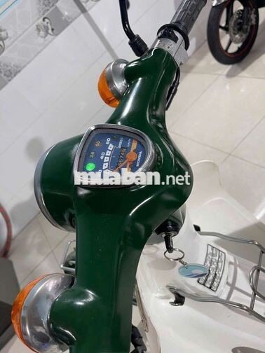 BÁN HONDACUB50KIM VÀNG GIỌT LỆ , CHÍNH CHỦ BS51